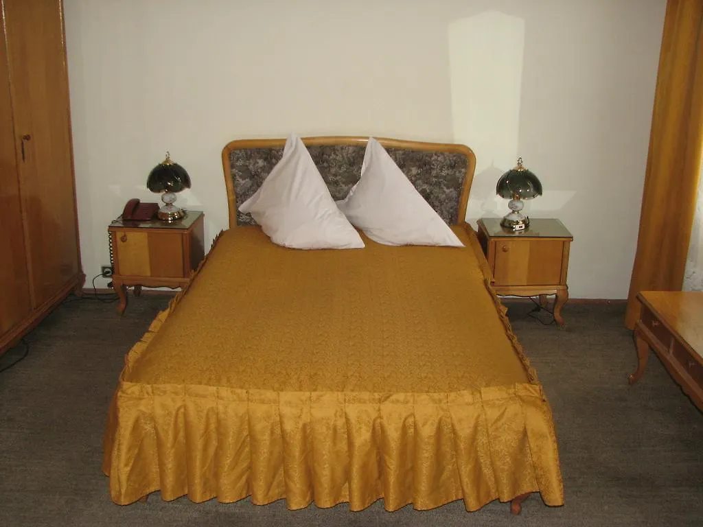 Banat Otel Bükreş 2*,  Romanya